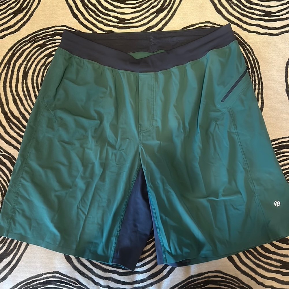 LULULEMON Linerless Shorts | XL